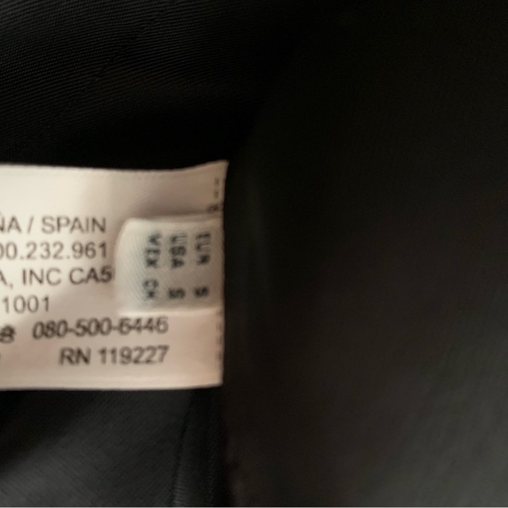 MASSIMO DUTTI
STUDIO DOUBLE-BREASTED CROPPED BLAZER IN LIME - Picture 5 of 9